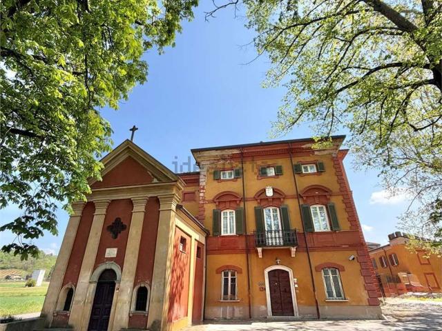 Case e ville in vendita di 700 m² in Via Giosuè Carducci, 33