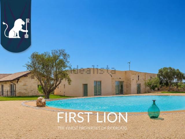 Case e ville in vendita di 700 m² in Strada Provinciale Lecce San Cataldo Sp 298 km 4.2 dx