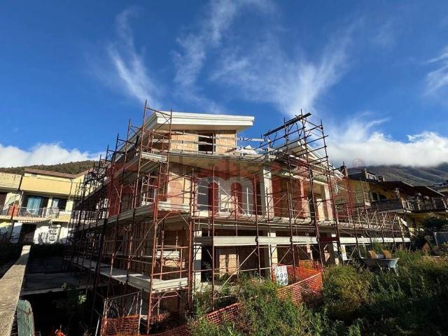 Case e ville in vendita di 701 m² in Viale Michelangelo