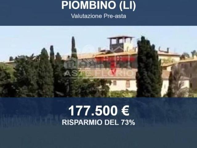 Case e ville in vendita di 705 m² in Località Vignale Stazione