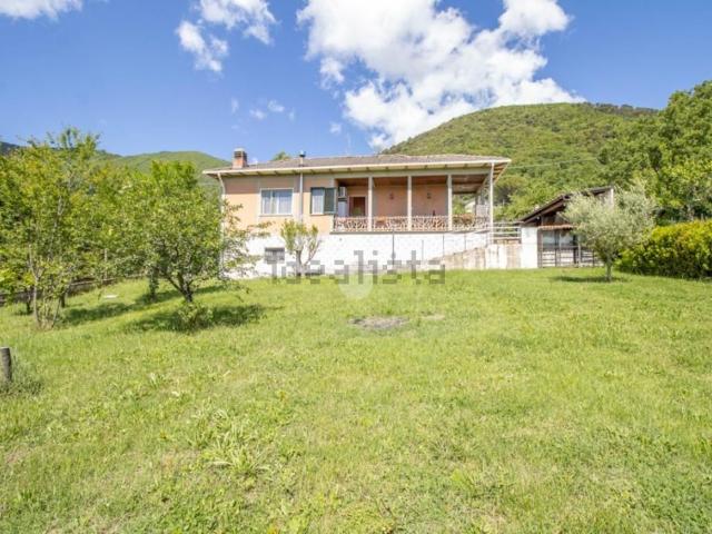 Case e ville in vendita di 70 m²
