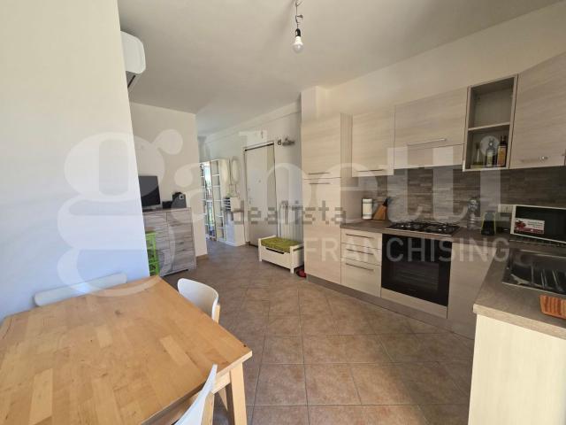 Case e ville in vendita di 70 m² in Via Vascello, 9