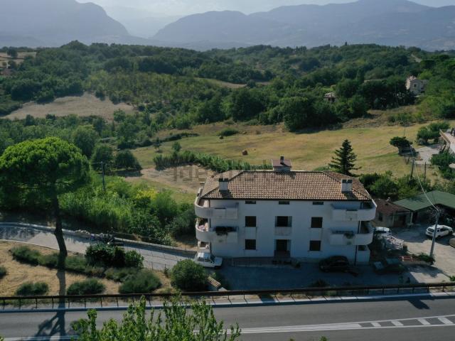 Case e ville in vendita di 70 m² in Via Col di Gotte