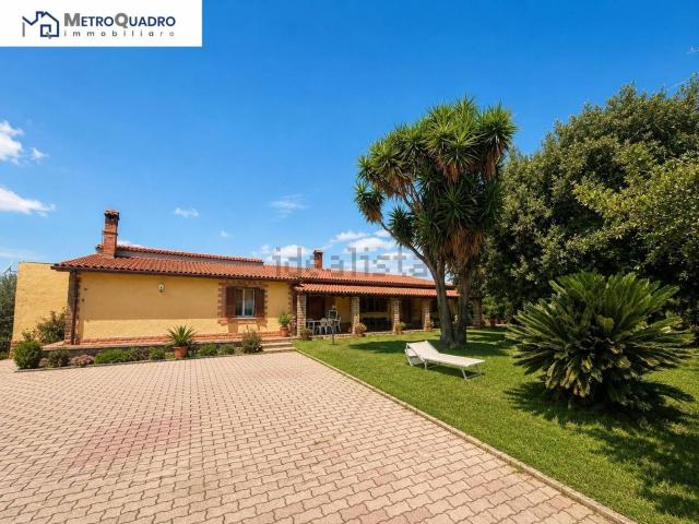 Case e ville in vendita di 70 m² in Via della Tenuta la Pisana, 171