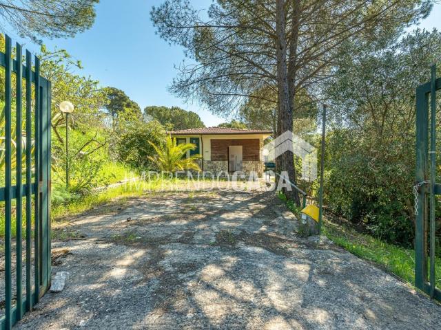 Case e ville in vendita di 70 m² in Via Esterna Renda, 34