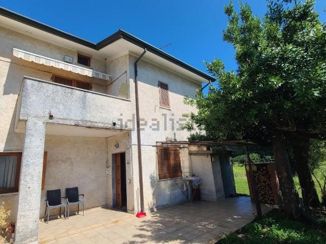 Case e ville in vendita di 70 m² in Via Fiumetto