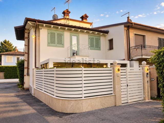 Case e ville in vendita di 70 m² in Via Fratelli Barberi