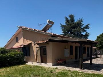 Villetta a schiera in vendita di 70 m² in Via Giovanni Segantini, 12