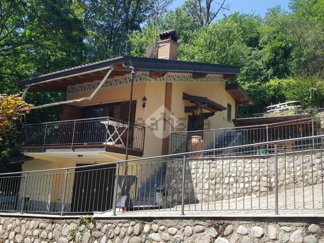 Case e ville in vendita di 70 m² in Via Senatore Serafino Belfanti