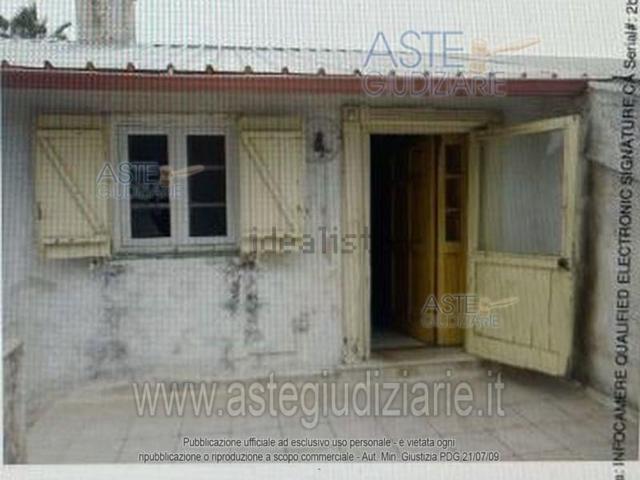 Case e ville in vendita di 70 m² in Viale dei Lecci, 2