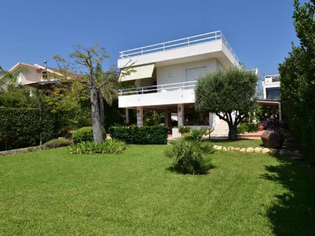 Case e ville in vendita di 714 m² in Viale dei Lidi