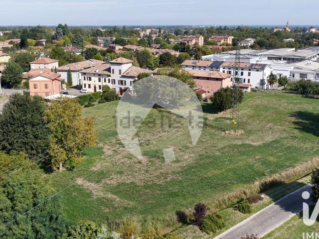 Case e ville in vendita di 720 m² in Via IV Novembre