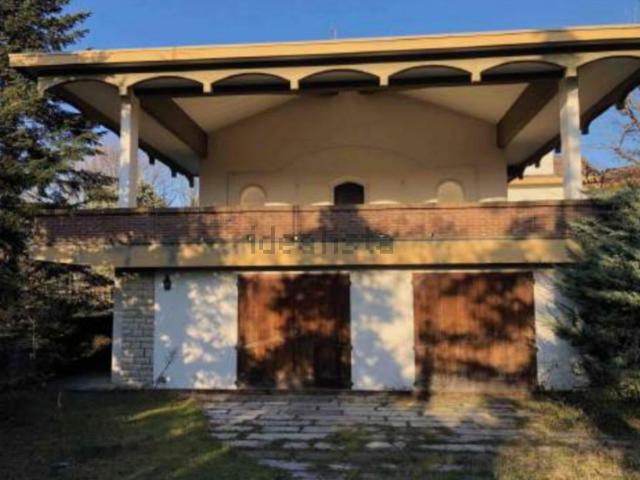 Case e ville in vendita di 725 m² in Strada Comunale