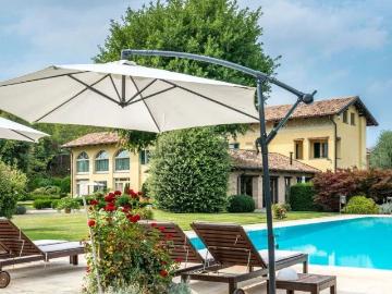 Case e ville in vendita di 730 m² in Via Brigate Garibaldine, 20