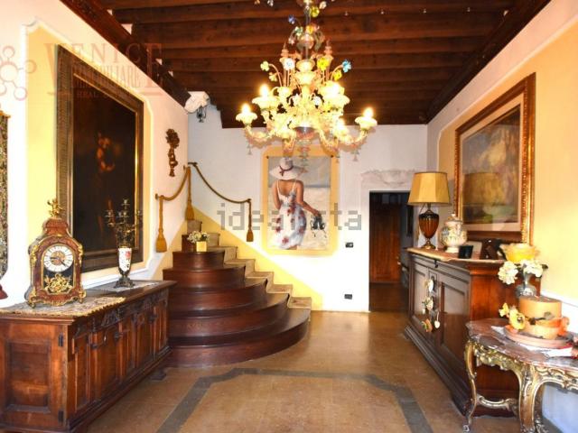 Case e ville in vendita di 737 m² in Via Gaffarello