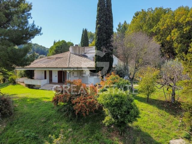 Case e ville in vendita di 751 m² in Strada Provinciale 412