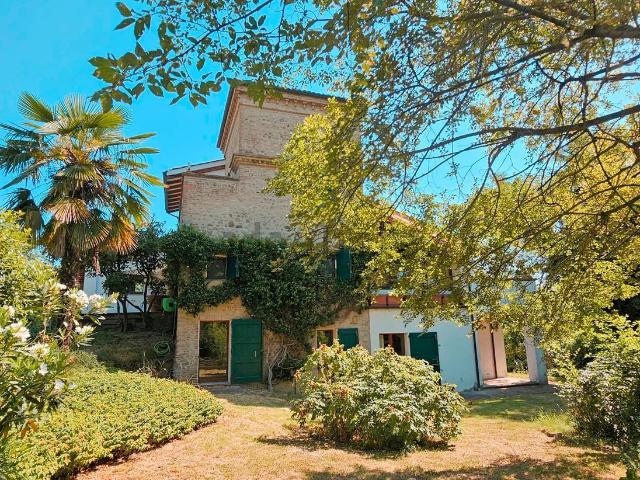 Case e ville in vendita di 756 m² in Via Alcamene