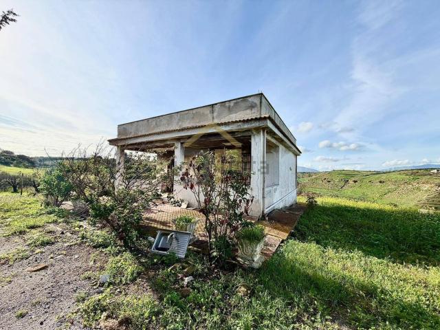 Case e ville in vendita di 75 m² in Contrada Grassure Di Valguarnera