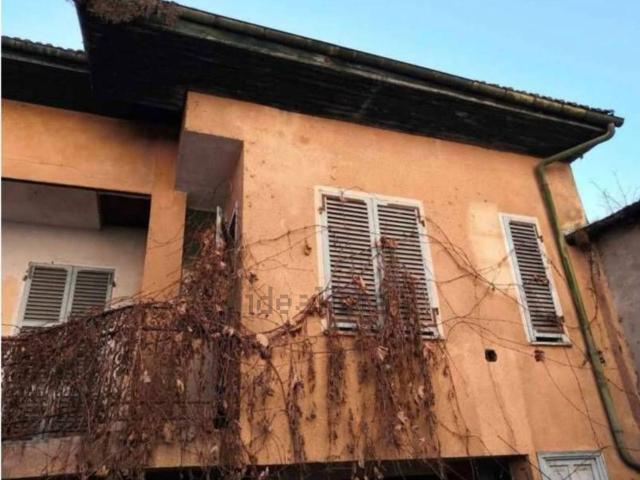 Case e ville in vendita di 75 m² in Via Avena, 24