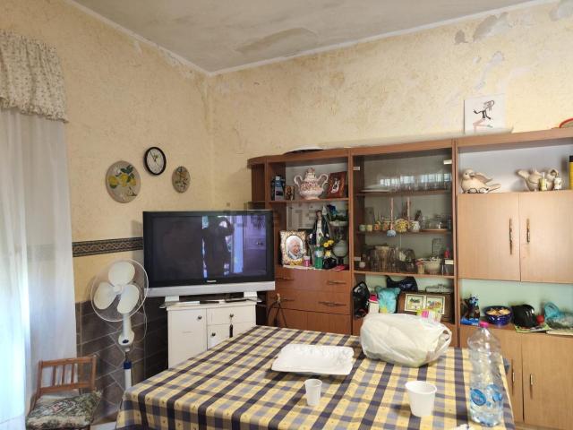 Case e ville in vendita di 75 m² in Via della Quercia, 25