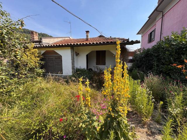 Case e ville in vendita di 75 m² in Via Fontanasse, 9