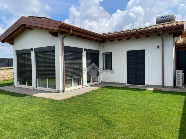 Case e ville in vendita di 75 m² in Via Rodolfo Ranieri, 1