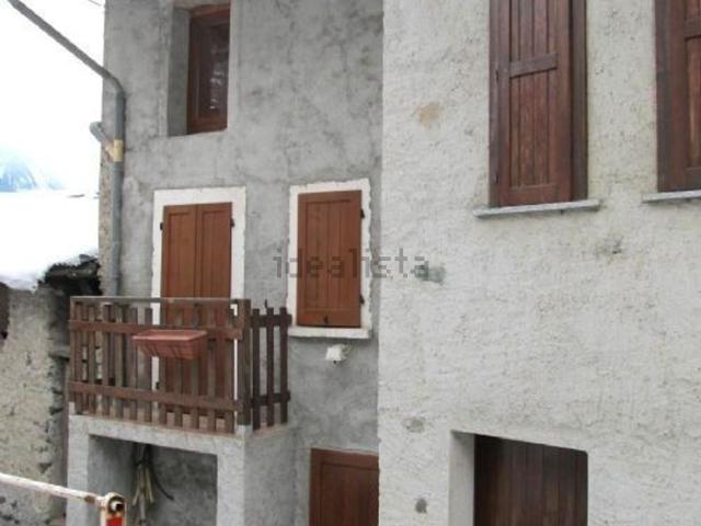 Case e ville in vendita di 75 m²