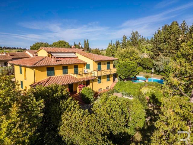 Case e ville in vendita di 760 m² in Strada del Cerro