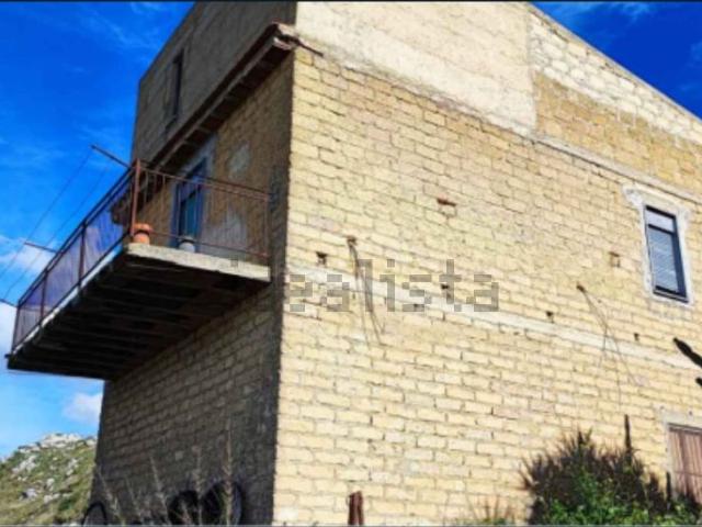 Case e ville in vendita di 76 m² in Contrada Mintina