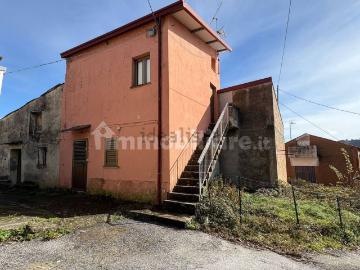 Case e ville in vendita di 78 m² in Via Janò Casalicchio