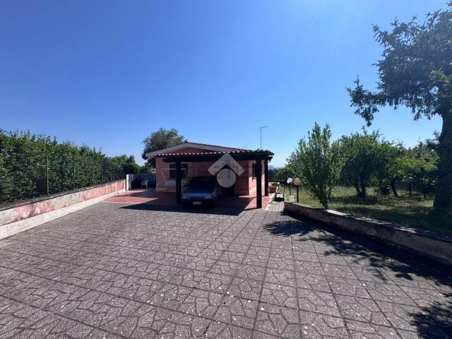 Case e ville in vendita di 79 m² in Località Colle Fiorito, 42