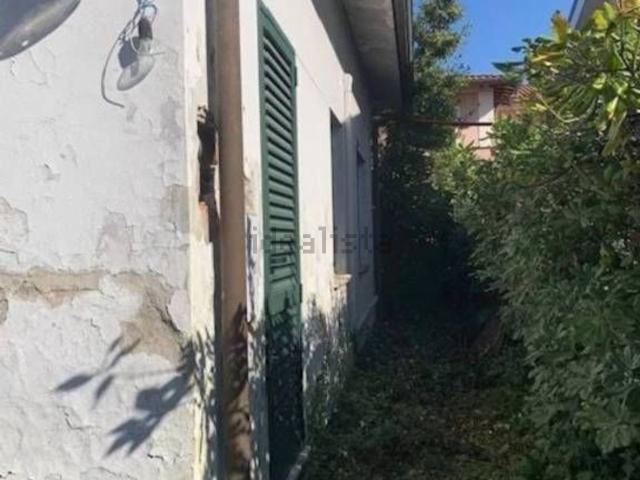Case e ville in vendita di 79 m² in Via Fratelli Rosselli, 8