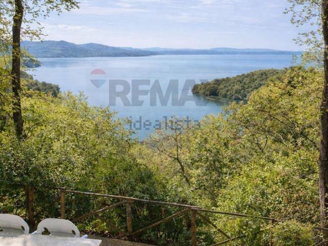 Case e ville in vendita di 83 m²