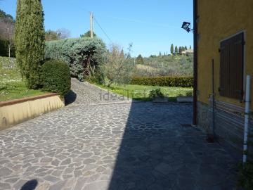 Case e ville in vendita di 800 m²