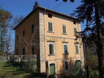 Case e ville in vendita di 800 m²