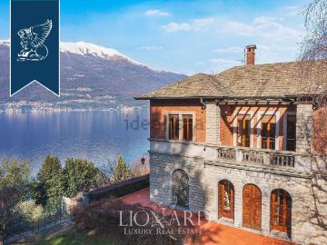 Case e ville in vendita di 800 m²