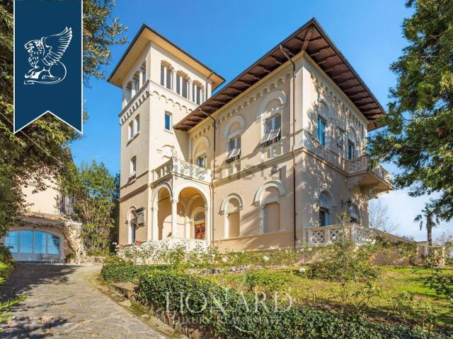 Case e ville in vendita di 800 m²