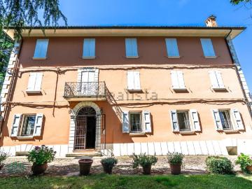Case e ville in vendita di 800 m² in Via Lagune