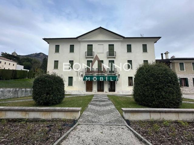 Case e ville in vendita di 800 m² in Via Stradone del Tempio