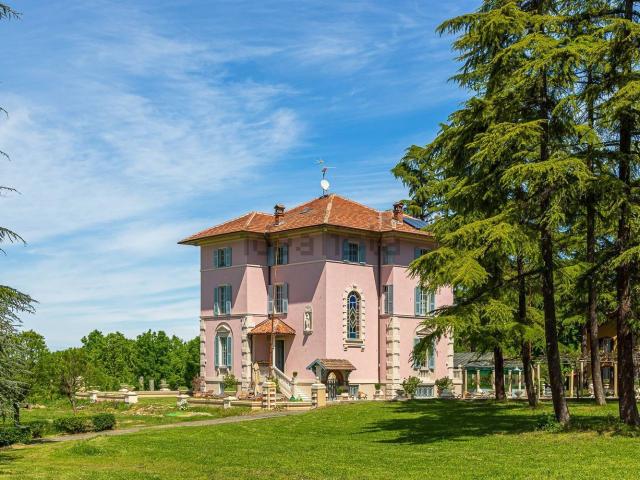 Case e ville in vendita di 800 m² in Strada Provinciale 141, 141