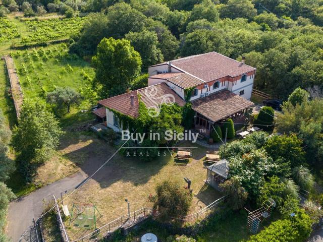 Case e ville in vendita di 800 m² in Strada Provinciale 7ii