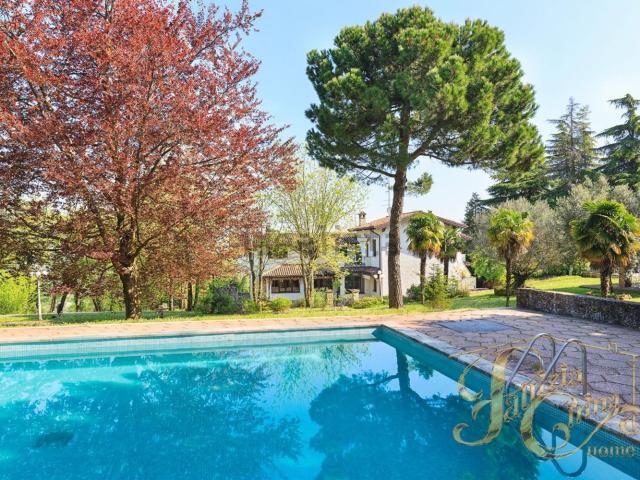 Case e ville in vendita di 809 m² in Località Fusina
