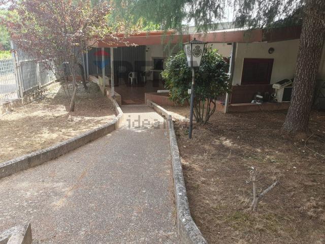 Case e ville in vendita di 80 m² in Viale Unità D&apos Italia, 1