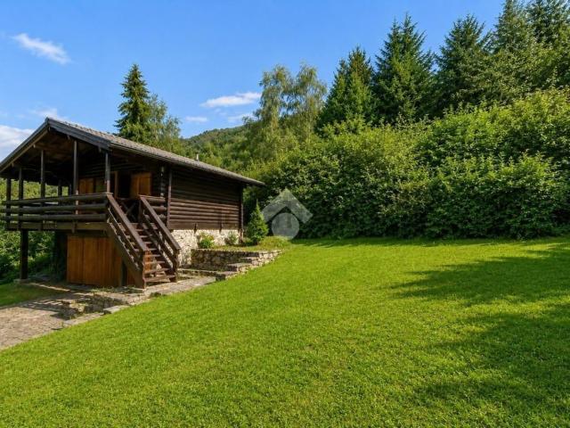 Case e ville in vendita di 80 m² in Via Val da Sacco