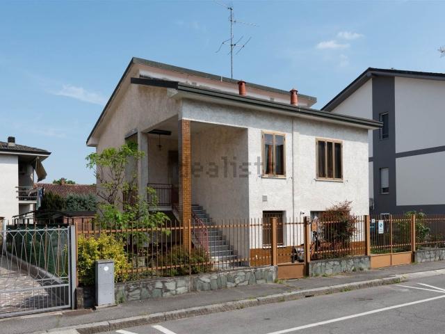 Case e ville in vendita di 80 m² in Via Cagliari, 29