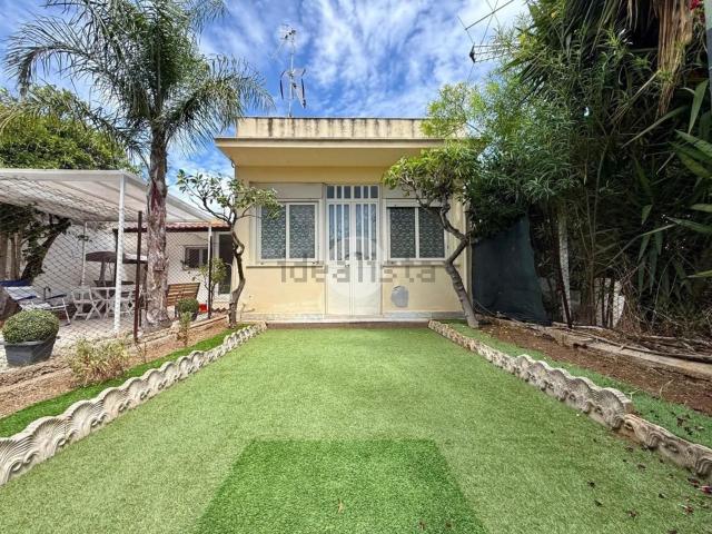 Case e ville in vendita di 60 m² in Via Capinere, 6