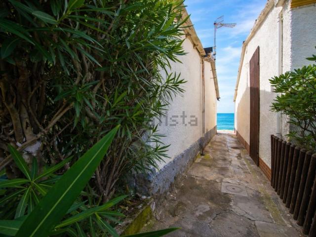 Case e ville in vendita di 80 m² in Via Spiaggia di Levante