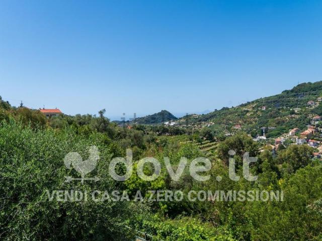 Case e ville in vendita di 80 m² in Viale Europa, 1