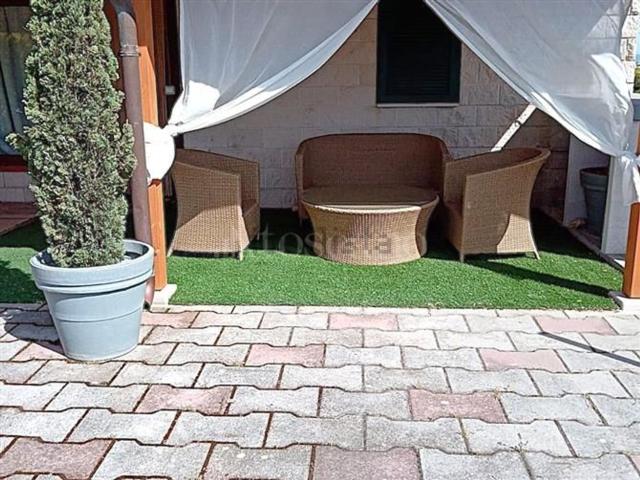 Case e ville in vendita di 80 m²