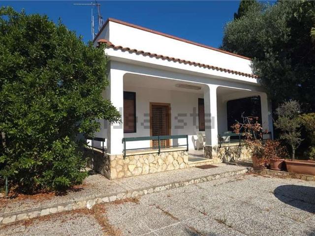 Case e ville in vendita di 82 m² in Via Narcisi, 11